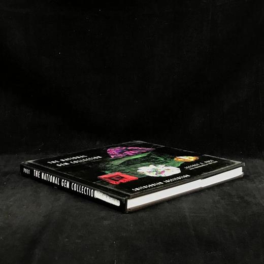 美国自然历史博物馆宝石收藏图集 约百余幅彩色插图 精装16开 商品图1