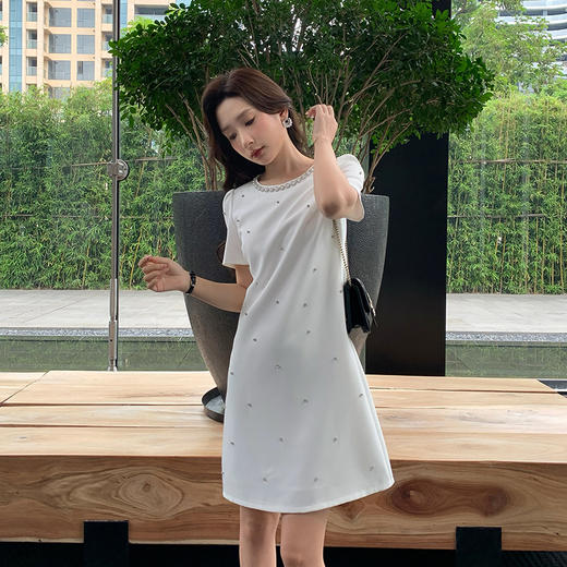 【清仓超15天不保价】[奢姿轻奢系列]珠链圆领连衣裙大码女装夏季新款胖妹妹钉钻裙子8942826343【1】 商品图2
