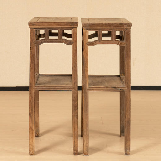 清 柞榛木罗锅枨矮栳带屉花几（一对） 商品图0