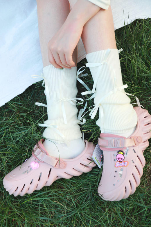 700块一双喔，一起波儿一个吧。胶片氛围感软底复古洞洞鞋A051080 商品图11