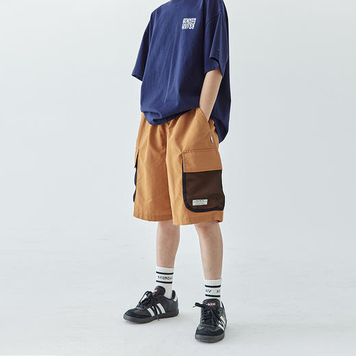 蓝汽水 851B24424 五分拼色短裤 商品图3