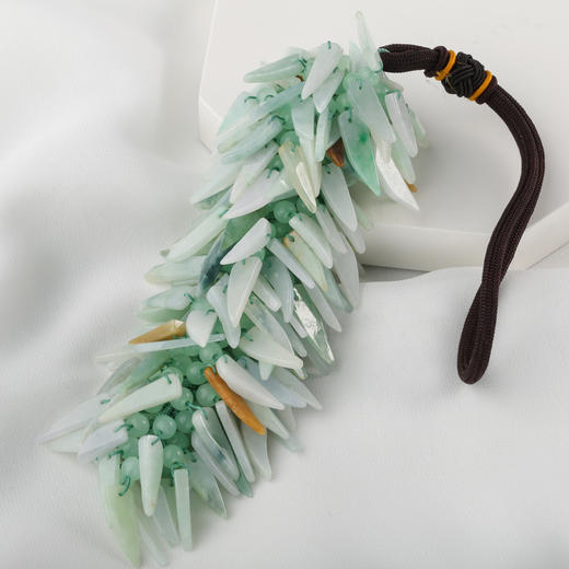 【宏艺珠宝】翡翠车挂 商品图3