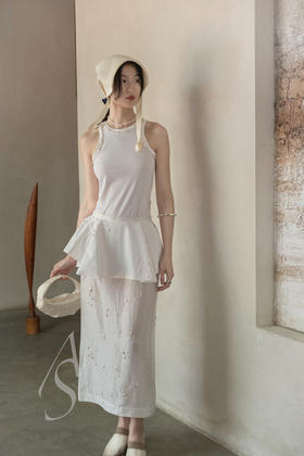 Mark Kenly Domino Tan  白色LEA缀珍珠背心