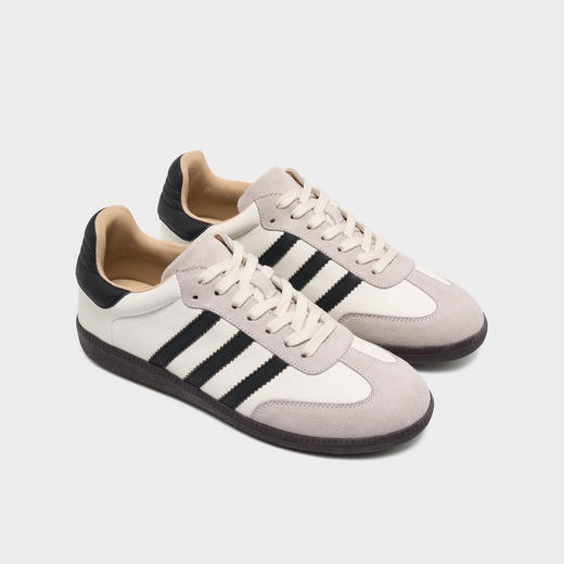 Julia Heuer 复古三条杠德训板鞋 商品图0