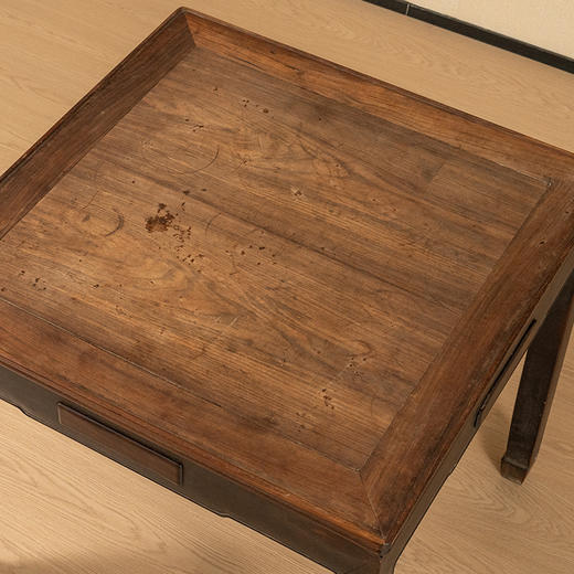 清 红木洼堂肚马蹄腿带屉方桌 商品图1
