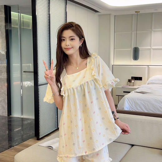 【MAD NONO牛奶肌韩系三件套】🎀好看好穿还凉快🌷出门拿快递能被要链接 ✅软棉棉材质，上手糯叽叽，很舒服，如同婴儿的触感，U字领显脖子长，版型宽松舒适，如同纸片人 商品图10