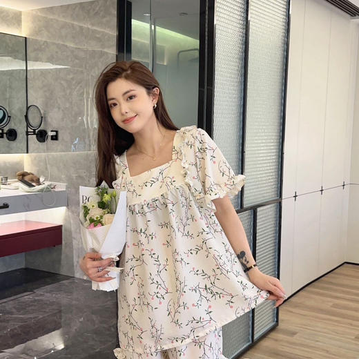 【MAD NONO牛奶肌韩系三件套】🎀好看好穿还凉快🌷出门拿快递能被要链接 ✅软棉棉材质，上手糯叽叽，很舒服，如同婴儿的触感，U字领显脖子长，版型宽松舒适，如同纸片人 商品图9