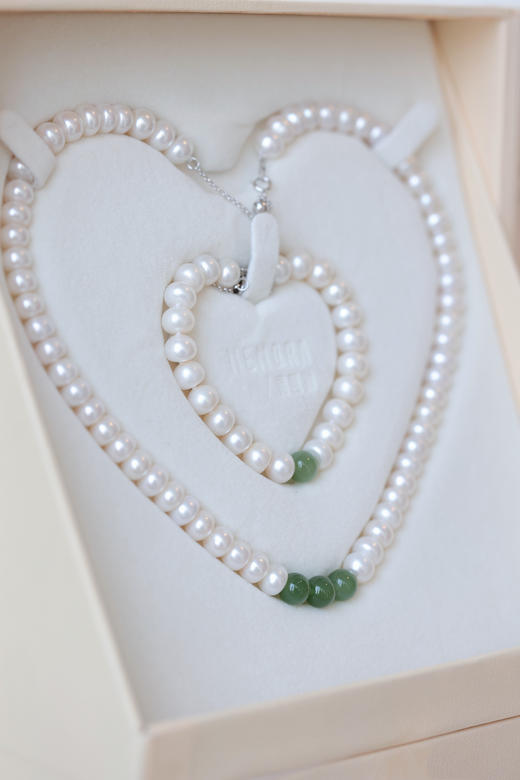 【碧玉珍珠礼盒套装】 淡水珍珠项链、手链碧玉银S925送妈妈母亲节礼盒【生日会员】ZB204401、ZN212401（一口价） 商品图2
