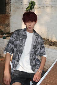 W422125301满印休闲短袖衬衫外套