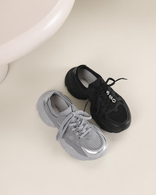 westory春季新款休闲厚底轻便舒适圆头百搭老爹鞋板S24CM74251 商品图0