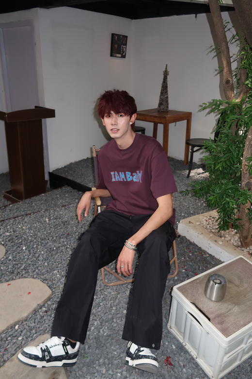 W420412190手绘字母短袖T恤 商品图4