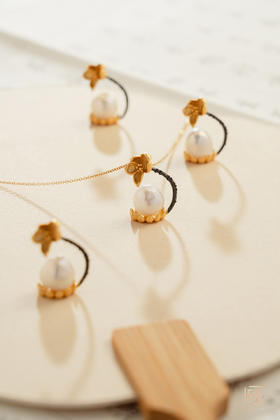 一枝莲-天然巴洛克珍珠项链