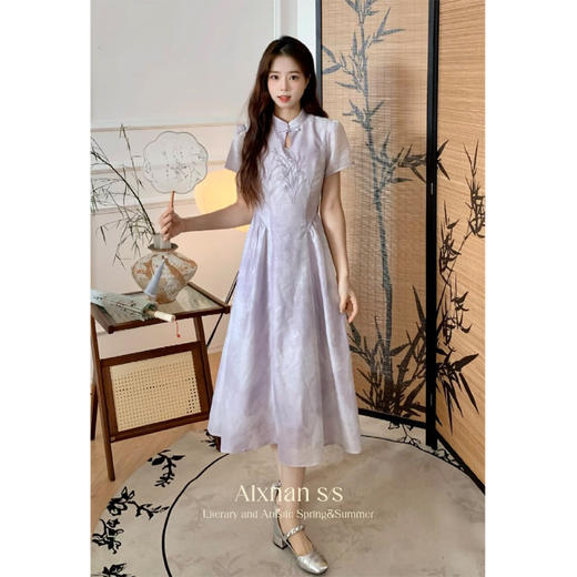 鹿向南 「竹韵云烟」新中式显瘦连衣裙2024夏季新款温柔气质长裙 商品图1