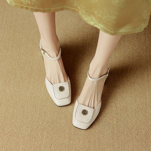 新中式方头一字带粗跟凉鞋不掉跟5.5CM浅口百搭高跟-CC 商品图3