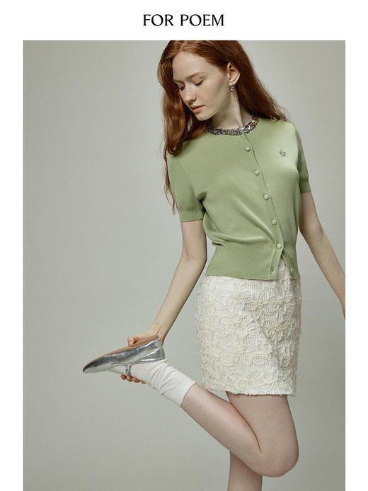 ForPoem 现货 24/SS夏季花朵系列肌理花朵面料百搭显瘦防走光短半裙 商品图0