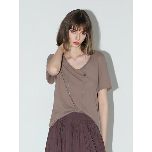 COCOBELLA侘寂风竹节棉短袖T恤基础款V领随性毛边上衣TS7017 商品图1