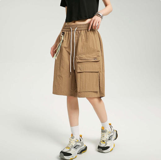 情侣款时尚美式工装短裤  显高显瘦松紧裤腰+抽绳可自由调节腰围 商品图2