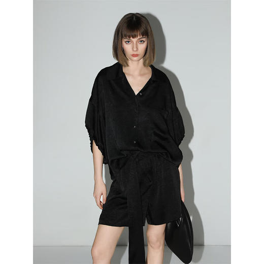 COCOBELLA新中式褶皱缎面抽绳蝙蝠袖衬衫商务通勤衬衣SR0023-2 商品图1