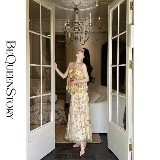 BeQueenStory【銮金花事】复古印花亮丝绉吊带上衣&伞摆半裙套装 商品图2