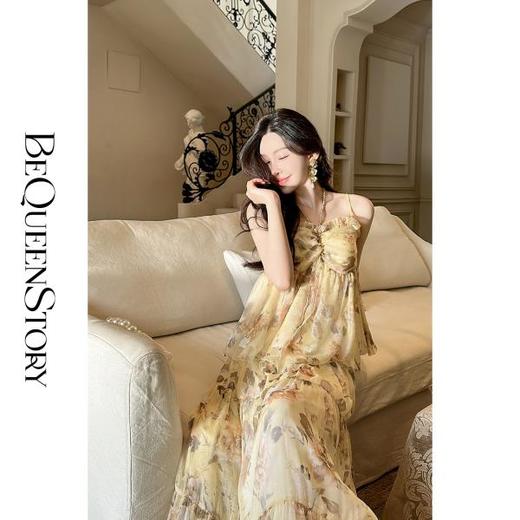 BeQueenStory【銮金花事】复古印花亮丝绉吊带上衣&伞摆半裙套装 商品图0