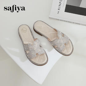 Safiya/索菲娅2024夏小香风露趾软底外穿仙女珍珠平底一字拖鞋 SF42110419