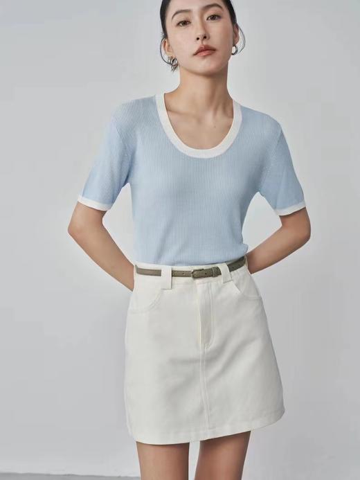 醋酸天丝桑蚕丝U领撞色短袖 针织T恤 修长的H版型 符合人体曲线 基础百搭 演绎张弛有度的曲线之美JZ2415 商品图3