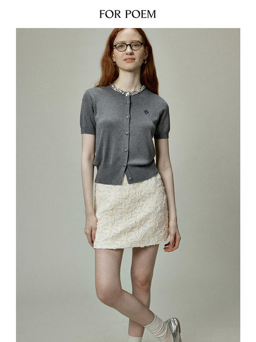 ForPoem 现货 24/SS夏季花朵系列肌理花朵面料百搭显瘦防走光短半裙 商品图1