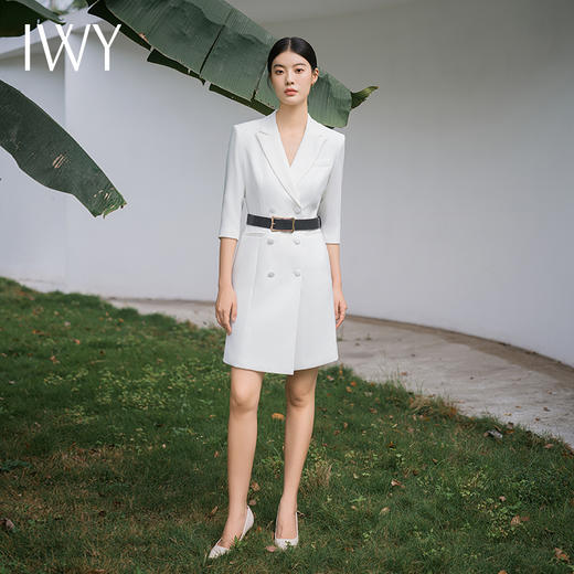 IWY/白色七分袖连衣裙女修身夏短袖西装裙时尚商务修身正式场合裙	 Q14096 商品图3