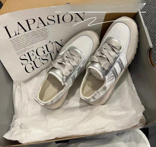 【清凉出街 绸缎鞋冰丝新款】绸缎芭蕾德训鞋 软出新天地透气舒适 好看佰搭 多色搭配 解决夏天的烦恼 商品图7