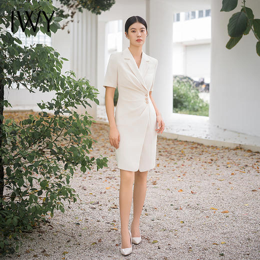 IWY/夏季杏色短袖连衣裙女西装裙优雅职场设计感女神范商务裙Q13210 商品图3
