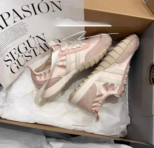 【清凉出街 绸缎鞋冰丝新款】绸缎芭蕾德训鞋 软出新天地透气舒适 好看佰搭 多色搭配 解决夏天的烦恼 商品图1