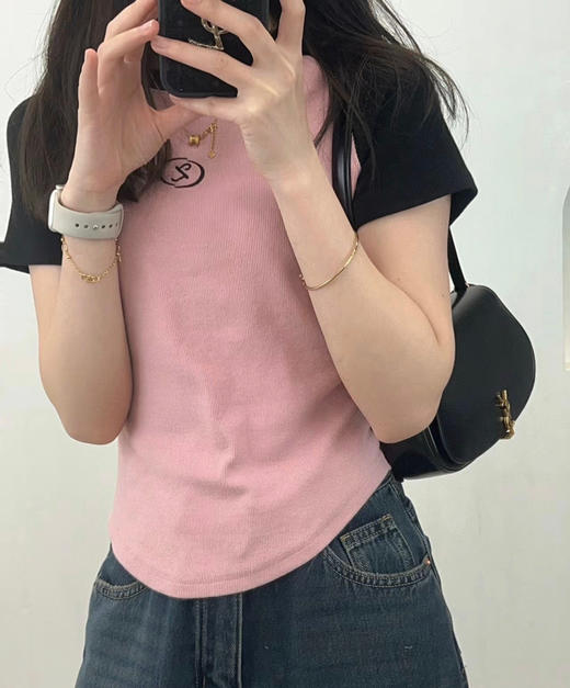 定制版本出 ✔️
杨树林最新款腋下包Voltaire 商品图1