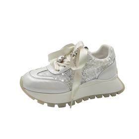 伊伴休闲舒适学院女鞋B24360356