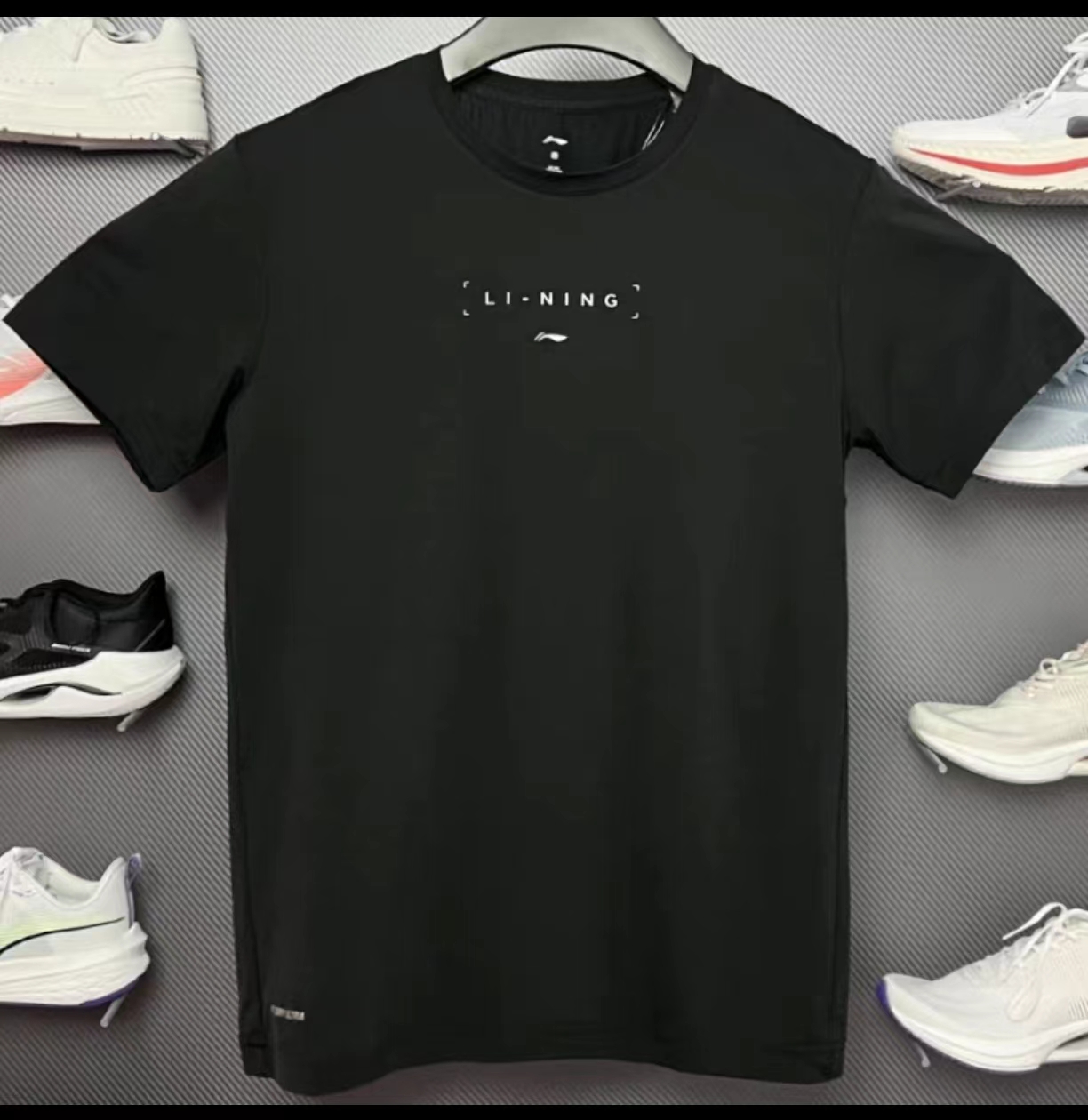 李宁男短袖T恤ATST103-1