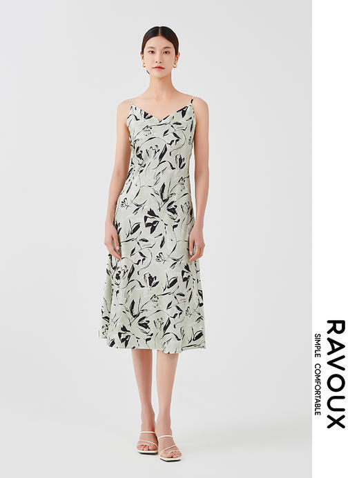 262139901花版斜裁吊带裙 商品图4