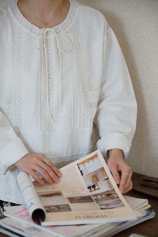 Khadi and Co白色蕾丝上衣 商品图0