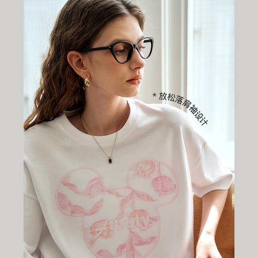 欧芮儿立体刺绣白色短袖T恤女夏季2024新款时尚宽松圆领慵懒上衣 商品图3