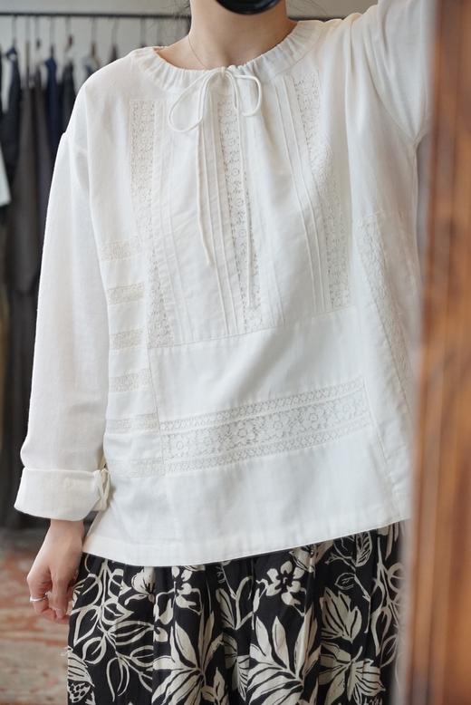 Khadi and Co白色蕾丝上衣 商品图4