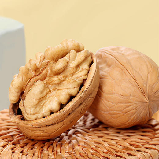 【严选】屈姑秭归核桃礼盒2.5KG  （厂家直发） 商品图1