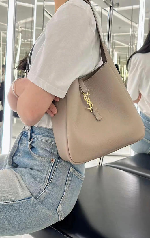 新颜色奶茶色🥤
升级到你们满意为止 
升级的hobo终于出货 商品图1