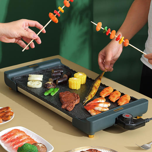 【精选】欧锐铂不粘涂层少油烟分区烧烤盘 5档温控 边缘弧形设计 加热快速均匀 商品图8