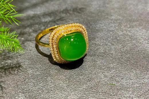 【御珠宫坊】金镶碧玉戒指 商品图6