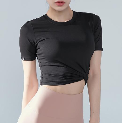 韩国XEXYMIX杰斯密斯 下摆扭结运动短袖T恤 展现优雅柔美曲线 商品图0