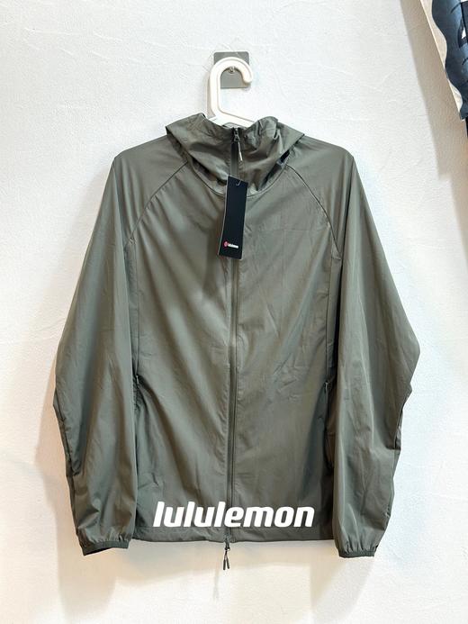 点此购买 lululemon春夏季男女款可拆卸帽檐户外防紫外线空调开衫 lhy 287991 商品图1