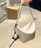 这次皮质又升级了 ‼️
罗威迷你hobo 吊床包 商品缩略图1
