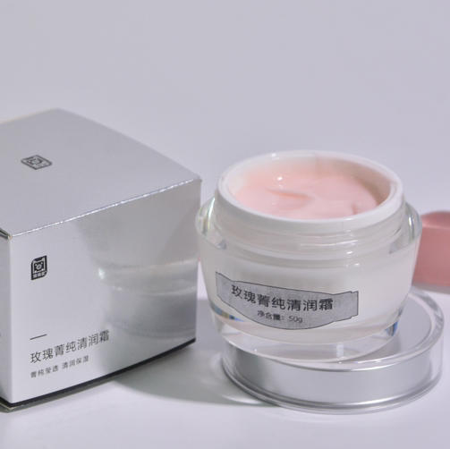 复刻前辈50克正装玫瑰菁纯清润霜 酵母发酵产物第五位皮肤微生态友好 玻色因和玫瑰精萃以及98%长链脂肪酸的白池花籽油添加：膏体滋润不油腻，轻盈润焕光彩 商品图11