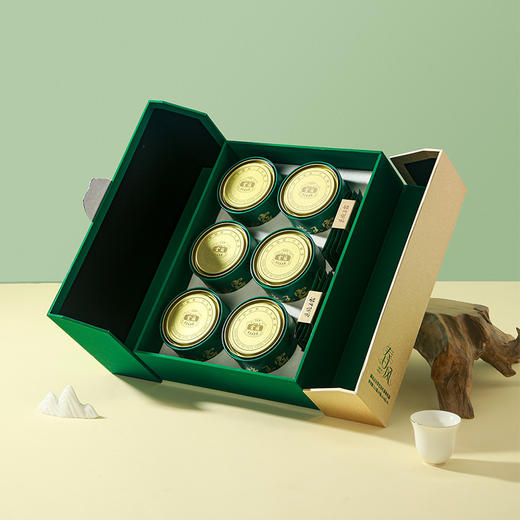 2025明前春茶 巴东恩施玉露春风礼盒装 特级富硒茶高山绿茶叶送礼212g 商品图1