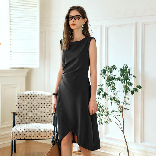 OLrain欧芮儿法式黑色无袖连衣裙女夏2024新款优雅褶皱收腰花瓣裙 商品图1