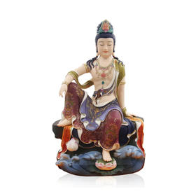 坐岩自在观音佛像