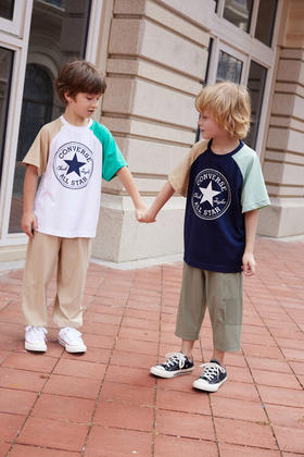 #CONVERSE滑板潮流少年
